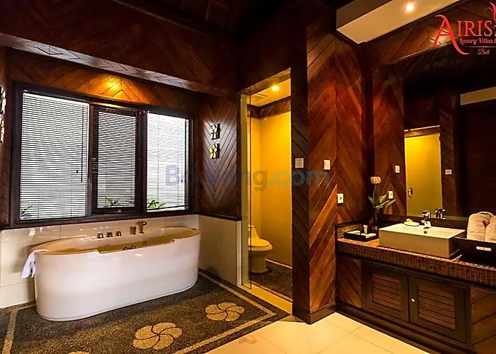 Airis Luxury And 4* ペチャトゥ